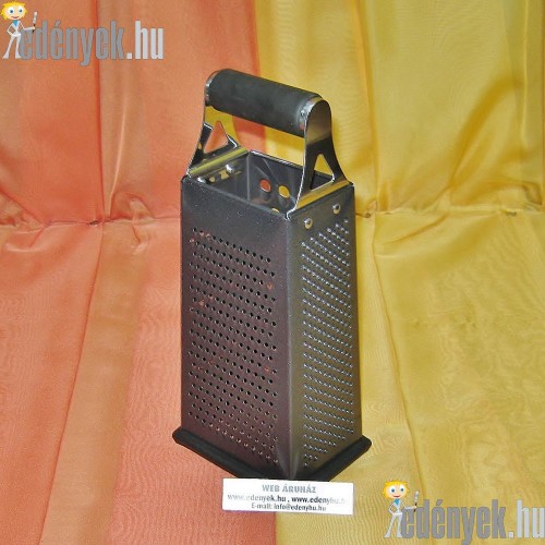 Négyoldalú reszelő fekete markolattal